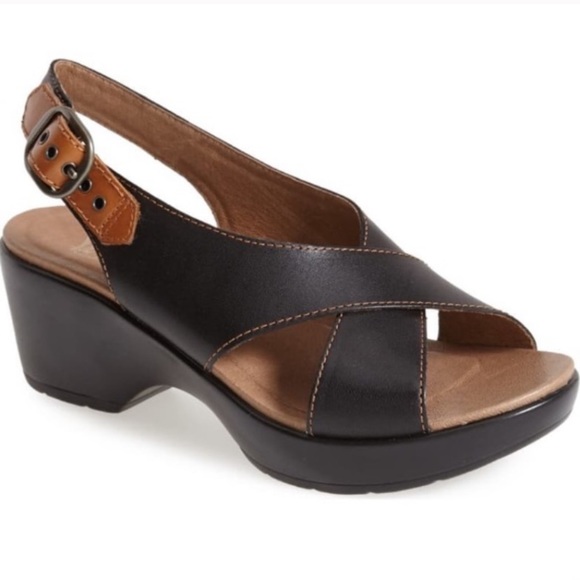 dansko jacinda black